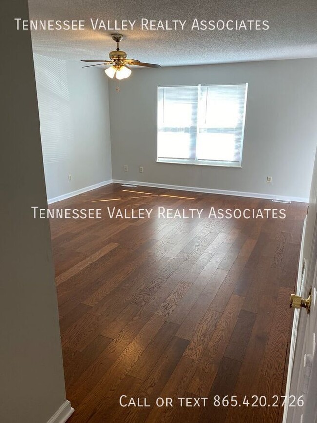 Photo - 7332 Oak Chase Rd