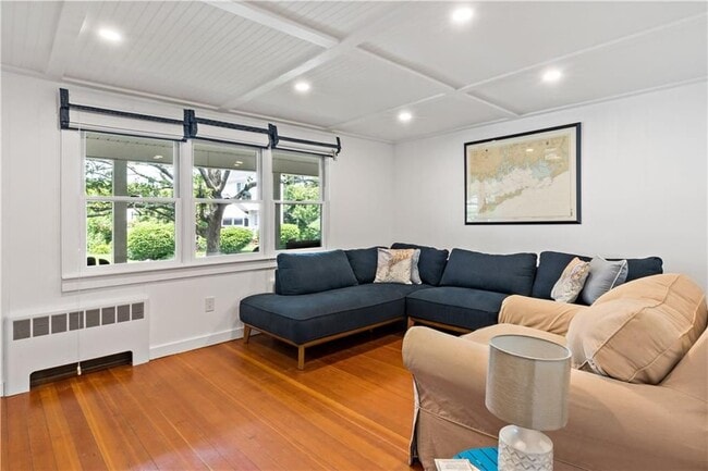 Photo - 39 Salt Pond Way