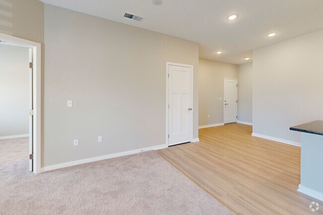 3BR, 2BA-1324SF - Living Room