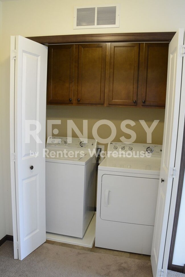 Photo - 9580 Madison Dr