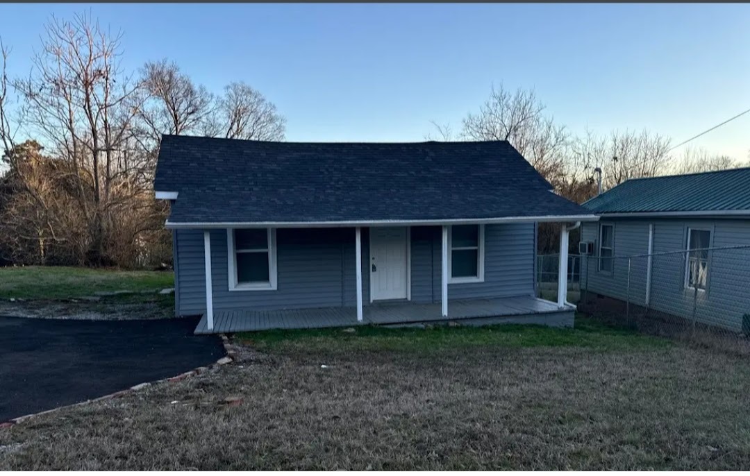 Photo - 2102 Adams Ave (Knoxville, TN)