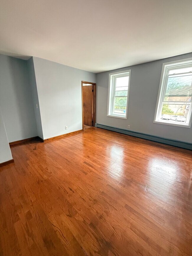 Photo - 104 Broadway Unit 1 2nd Floor