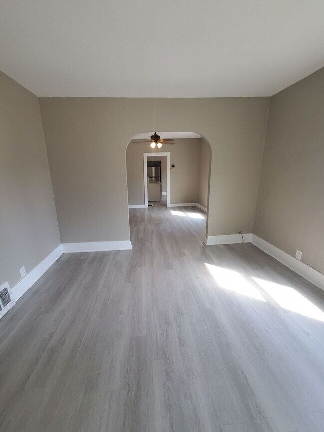 Photo - 3201 Charles St Unit Lower