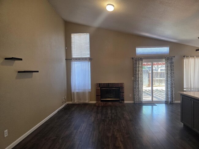 Photo - 1461 Velasquez Ln