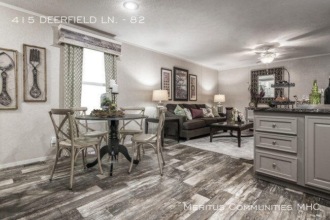 Photo - 415 Deerfield Ln