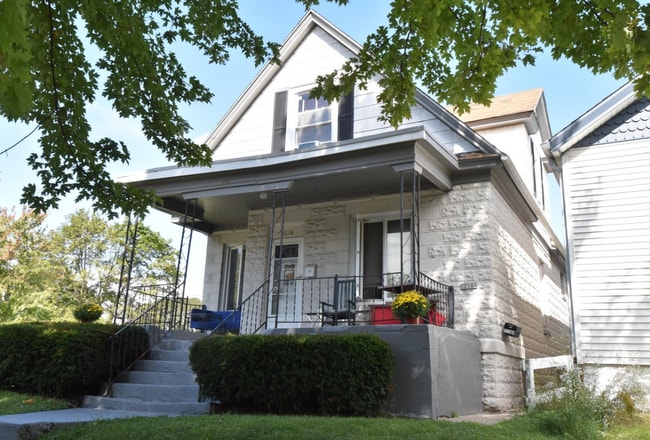 Photo - 2218 E Eden Pl