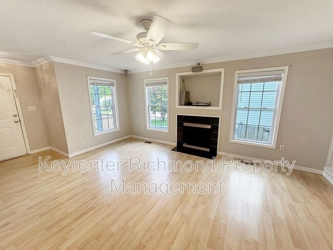 7607 Blue Cedar Dr