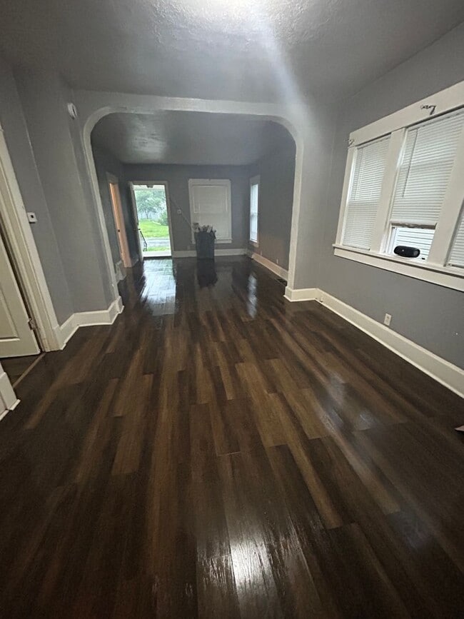 2 bedroom 1 Bathroom House - 2 bedroom 1 Bathroom House