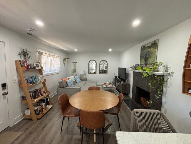 Photo - 35 Grand St
