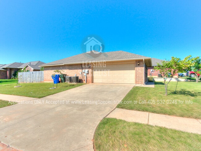 Photo - 200 Tecumseh Meadows Dr