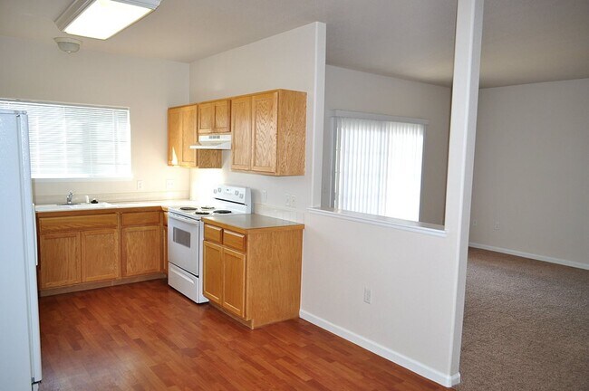 Photo - Charming 2 Bed / 2 Bath Condo in Windsor
