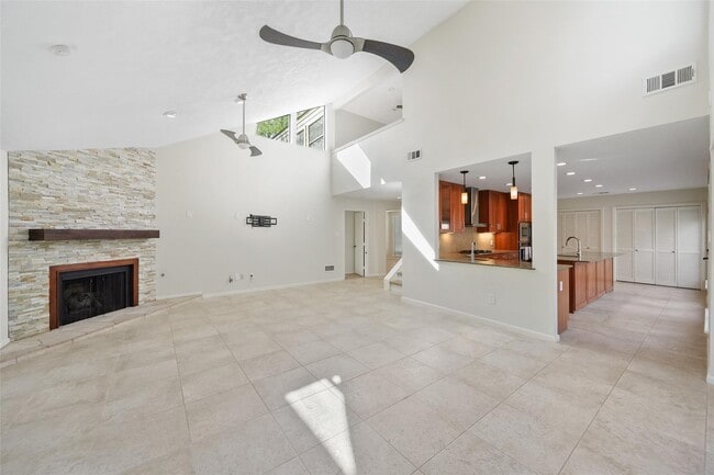 Photo - 5 Berrypick Ln