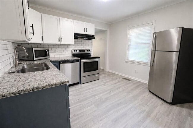 Photo - 610 Wilshire Ave