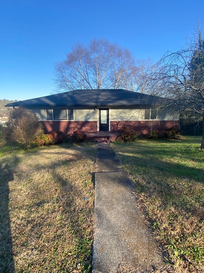 Building Photo - 3636 Phelps St