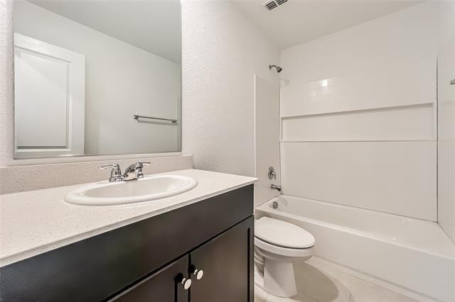 Photo - 2302 Great Belt Blvd