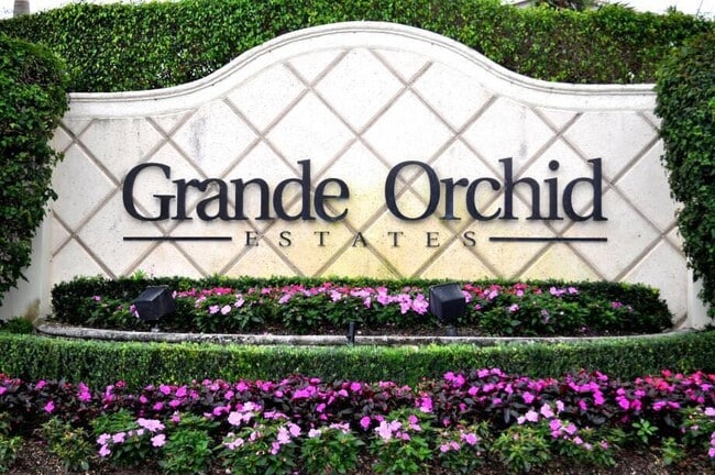 Photo - 6711 Royal Orchid Cir