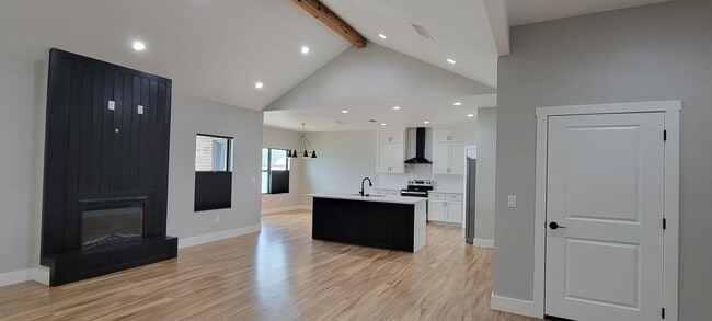 Photo - NEWER HOME IN THE COLONIES