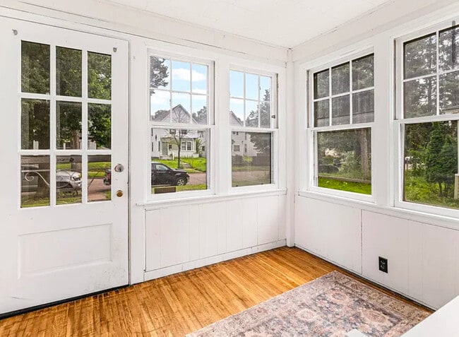 Photo - 2628 Quincy St NE