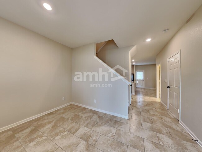 Photo - 192 Al Jennah Blvd