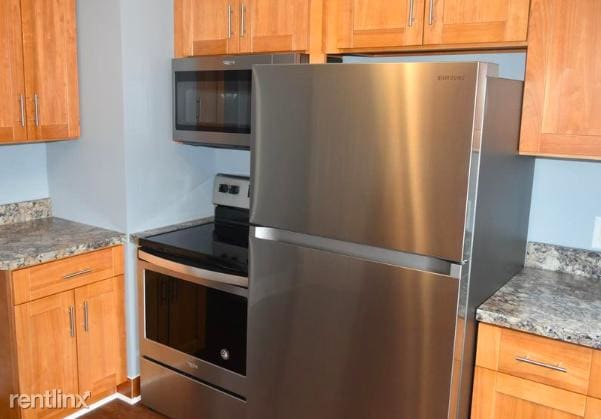 Kitchen 2 - 1686 Eddington Rd Unit 1