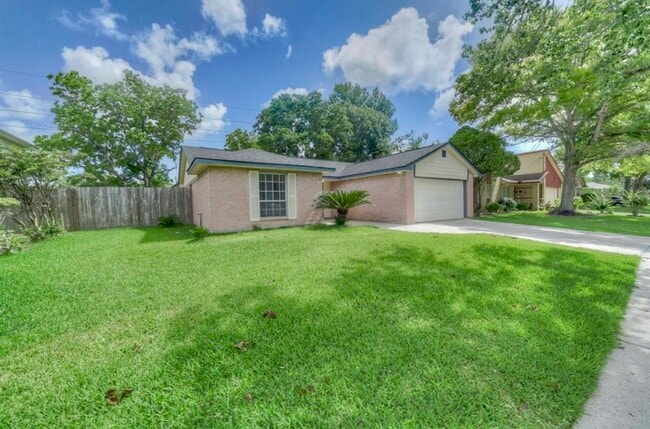 Photo - 2607 N Brompton Dr