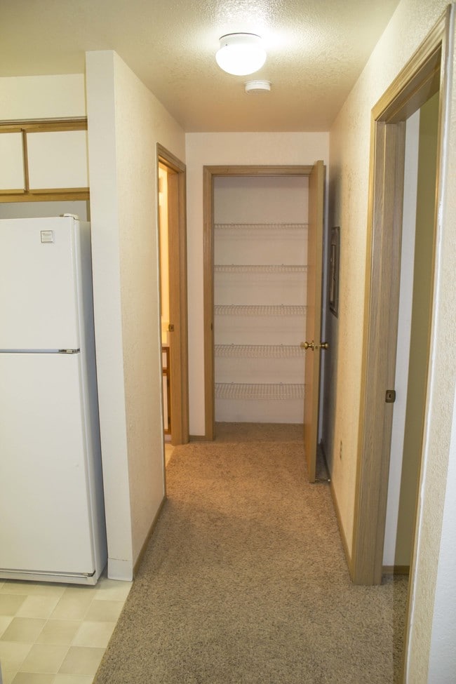 Photo - Oak Park Apartments