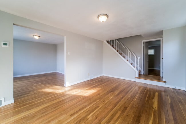 Photo - 602 Lamarido St