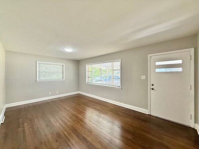 Photo - 2801 Ashe St