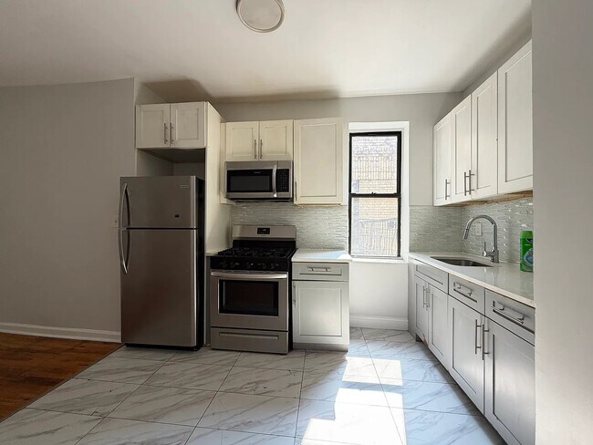 Photo - 162 Bergen Ave Unit 4B