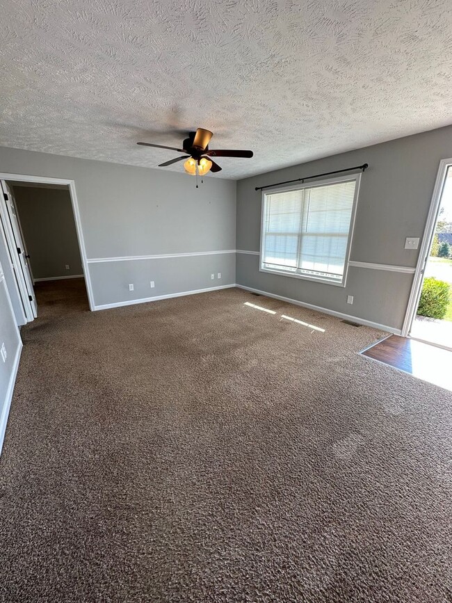 Photo - 1009 Bobcat Dr