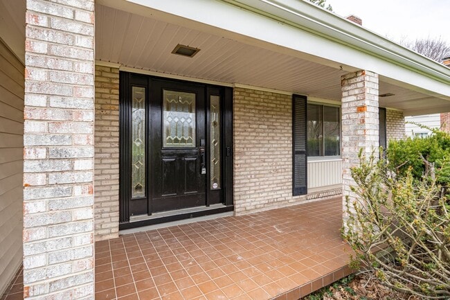 Photo - 10 Stuyvesant Rd