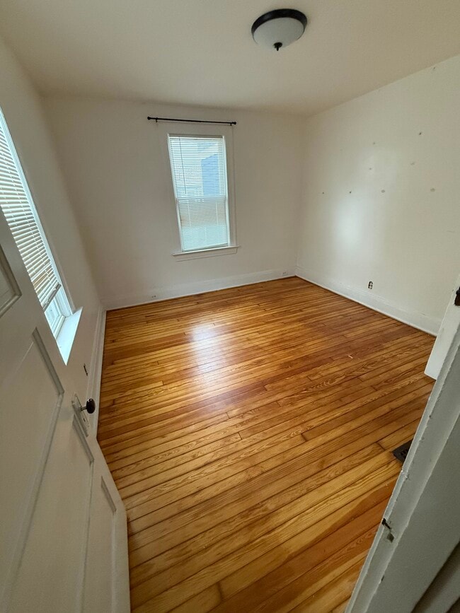 Photo - 8436 Burns Ave