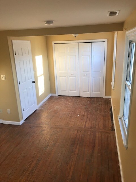 Photo - 1154 N New Rd