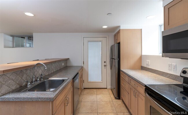 Photo - 40 Prospect St Unit 1