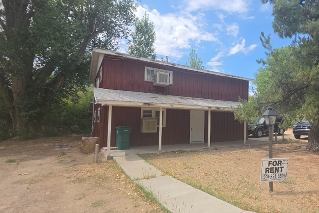 Building Photo - 105 A N Oliver Dr Rental