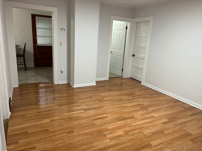 Photo - 22 Platt St