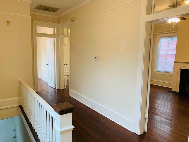 Photo - 905 Montgomery St Unit 1