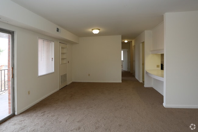 Edgewood Apartments