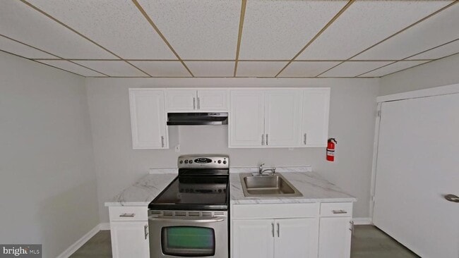 Photo - 2610 W 7th St