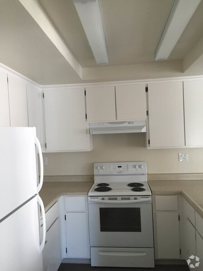 Building Photo - 1919 Lazzini Ave Unit D Rental