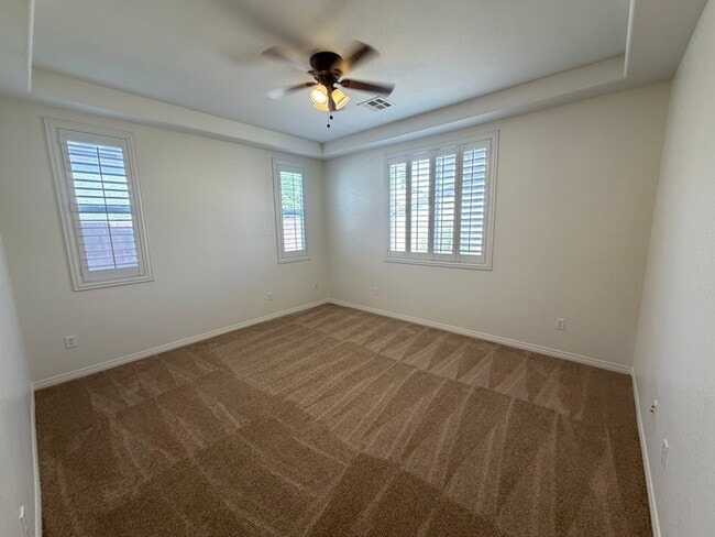 Photo - Carry Over Showing: This property has been shown before and will be rented to the first most qual...