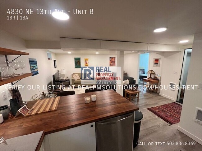 Photo - 4830 NE 13th Ave Unit B