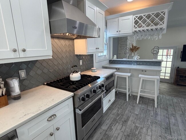 Photo - 326 E Walnut St