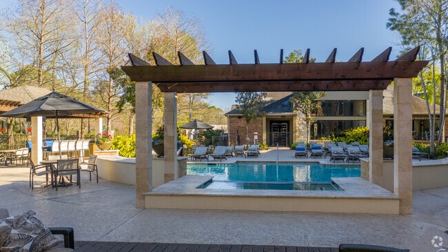 Área de piscina - Ashford Lakes