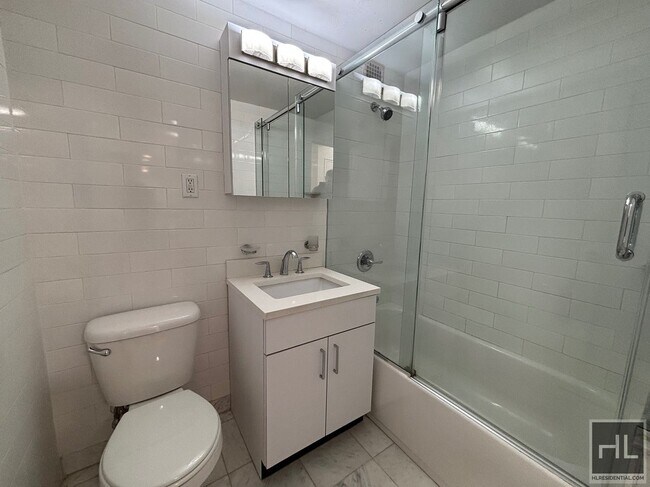 Photo - EAST 69 STREET Unit 9L