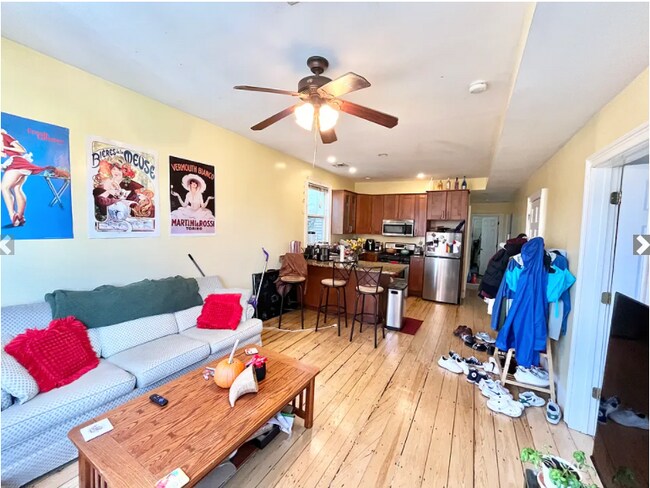 Photo - 731 Parker St Unit 2