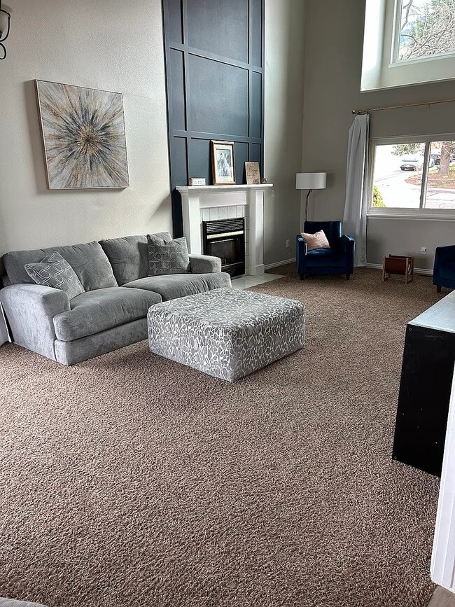1069 Sage Dr