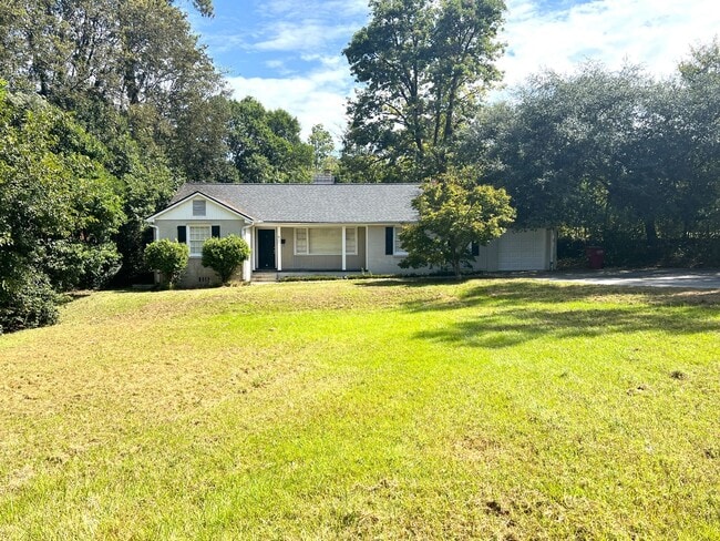 611 Corbin Ave