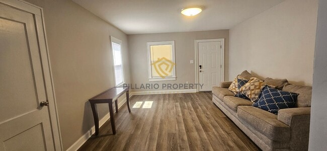 Photo - 901-903 Dequincey Unit 901-903 Dequincey