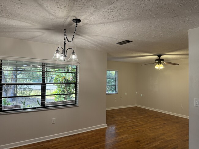 Photo - 5900 N Courtenay Pkwy